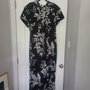 S.L. Fashions Black and White Floral Kimono Style Dress Size 22